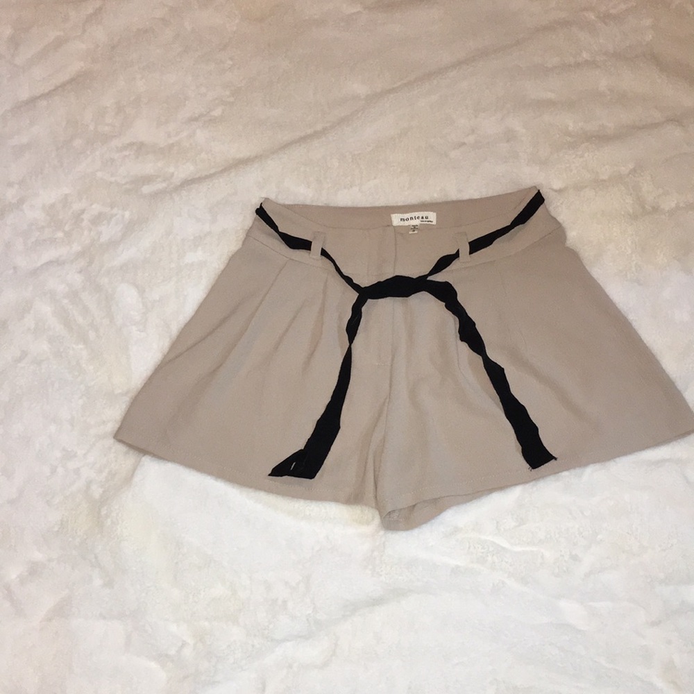 Monteau Shorts Size Small